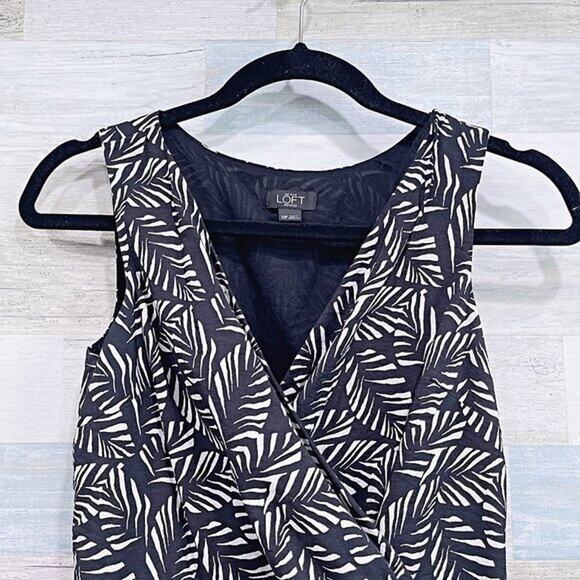 LOFT Tropical Palm Wrap Romper Black White Sleeveless Womens 00P 00 Petite - Picture 2 of 7